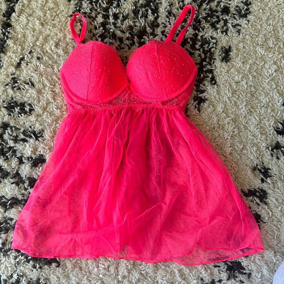 SOLD Victoria’s Secret Lingerie - Picture 1 of 6